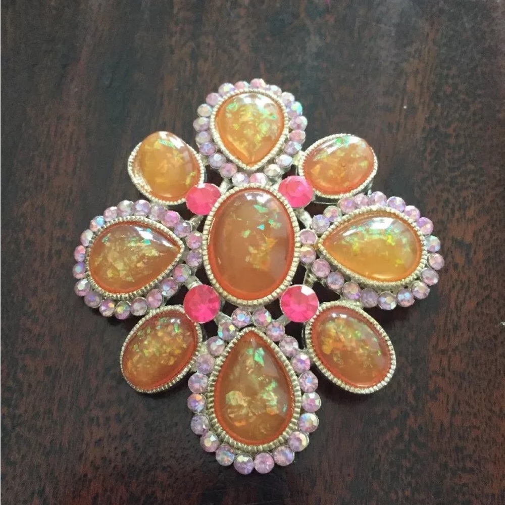 Vintage Women’s Brooch